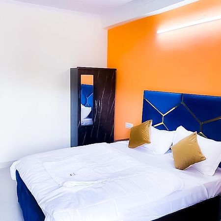 Roomshala 123 Happy Homes- Near Saket Metro Νέο Δελχί Εξωτερικό φωτογραφία