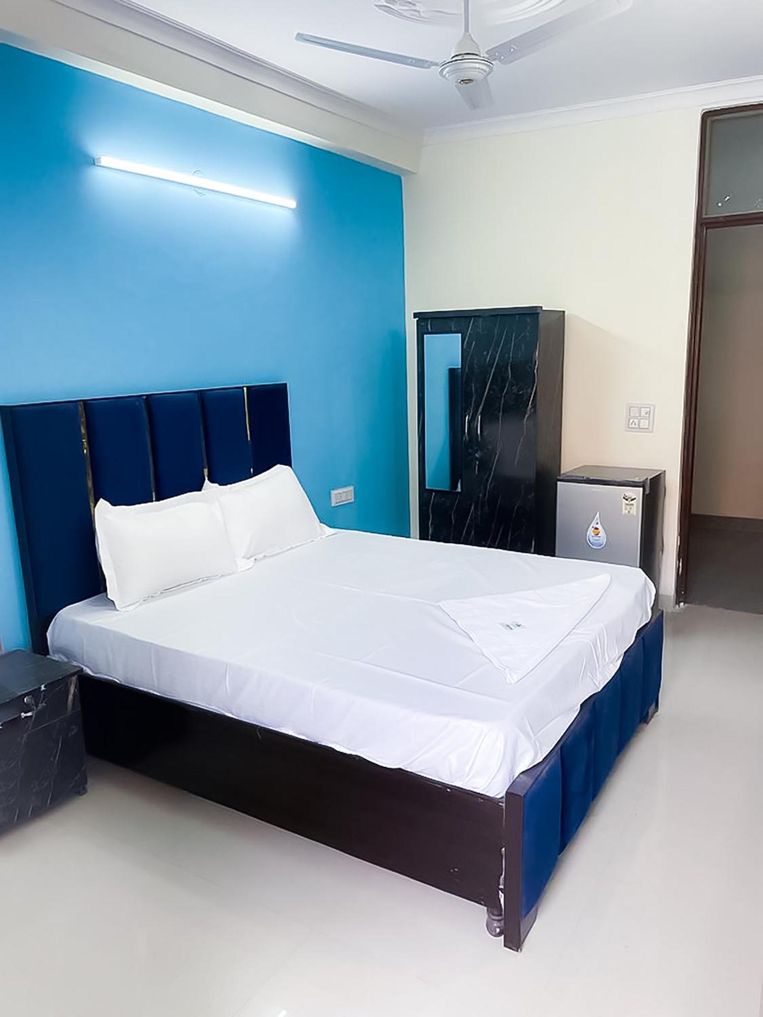Roomshala 123 Happy Homes- Near Saket Metro Νέο Δελχί Εξωτερικό φωτογραφία
