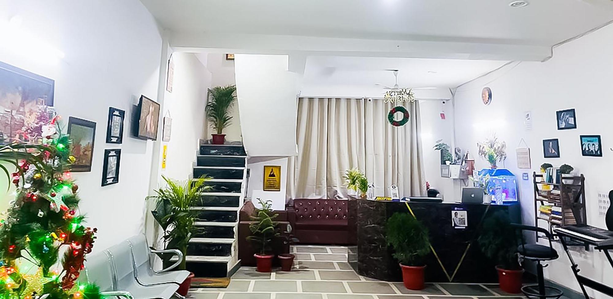 Roomshala 123 Happy Homes- Near Saket Metro Νέο Δελχί Εξωτερικό φωτογραφία