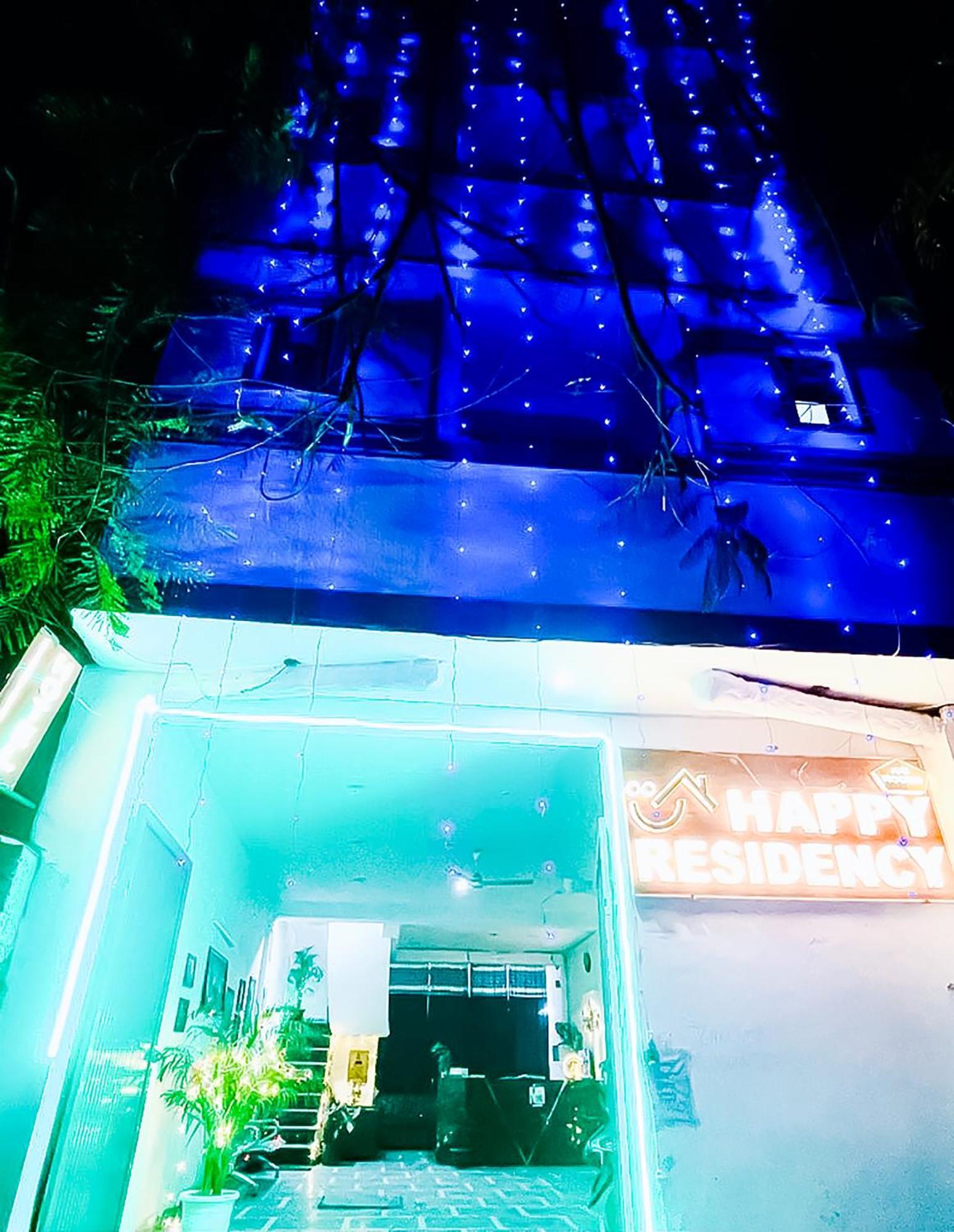Roomshala 123 Happy Homes- Near Saket Metro Νέο Δελχί Εξωτερικό φωτογραφία